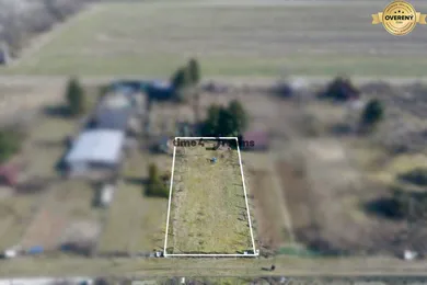 Na predaj pozemok, 500 m², Nitra
