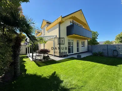 Byty na prenájom 3-izbový, Bratislava-Rača · €1 100