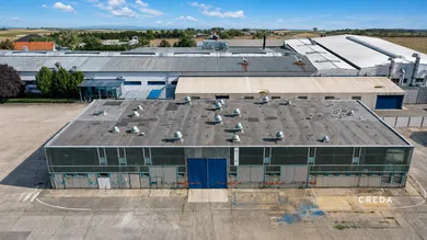 Na prenájom objekt, 931 m², Nitra, Síkarská