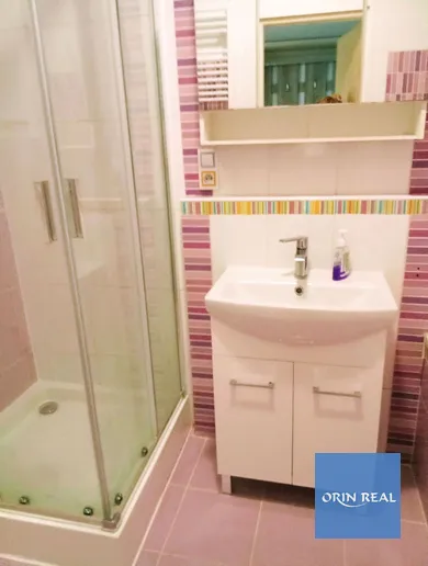 Na prenájom 2-izbový byt, 49 m², Pezinok, Bystrická