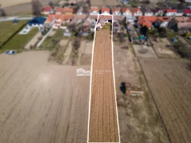 Na predaj pozemok, 168 m², Dlhá