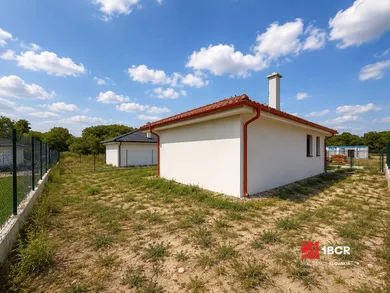 Na predaj 3-izbový dom, 63 m², Most pri Bratislave, Záhradná