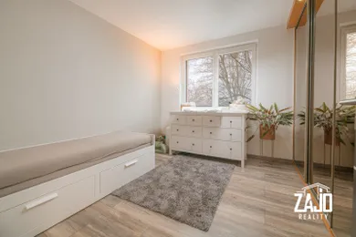 Na predaj 3-izbový byt, 83 m², Trenčín, Nad Tehelňou