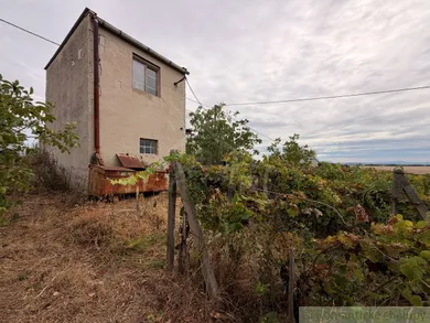 Na predaj rekreačný dom, 461 m², Strekov