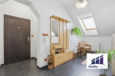 Na predaj 4-izbový byt, 141 m², Pezinok, Trnavská