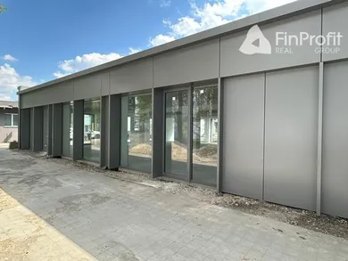 Na prenájom komerčné, 156 m², Bratislava-Ružinov