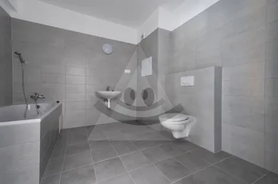 Na prenájom 2-izbový byt, 50 m², Vrútky, Železničná