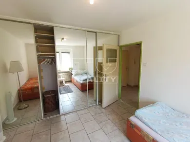 Na predaj 1-izbový byt, 29 m², Bratislava-Ružinov