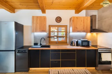 Na predaj 4-izbový rekreačný dom, 126 m², Námestovo, slanicka osada