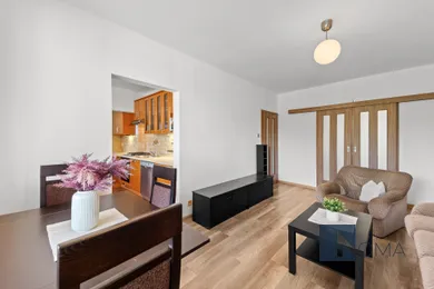 Byty na prenájom 4-izbový, Bratislava-Karlova Ves · €1 100