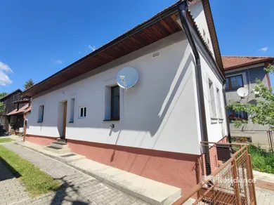 Na prenájom 6-izbový dom, 100 m², Liptovský Mikuláš, Dlhá