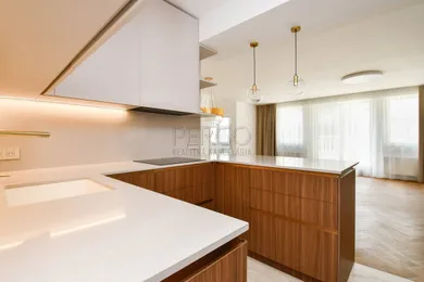 Na prenájom byt v Bratislava-Staré Mesto · €1 600 · Čiastočná rekonštrukcia