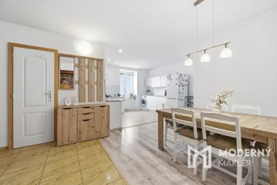 Na predaj 3-izbový byt, 98 m², Sereď, Pivovarská