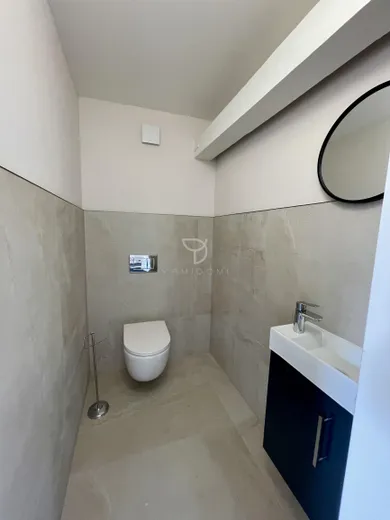 Na prenájom objekt, 70 m², Bratislava-Staré Mesto, Tolstého