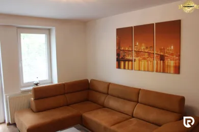 Na prenájom 2-izbový byt, 60 m², Považská Bystrica, Dukelská