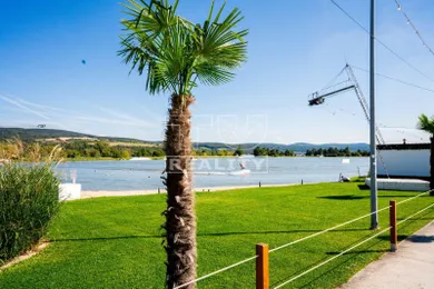 Na prenájom dom, 450 m², Banka