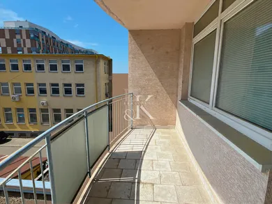 Na predaj komerčné v Bratislava-Ružinov · €1 278 000 · Pôvodný stav