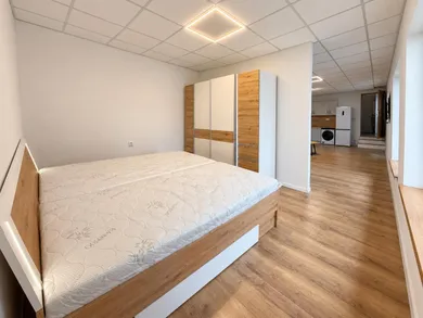 Mieszkania na wynajem, 2-pokojowe, Trenčín · €690