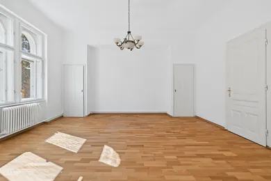 Na prenájom 5-izbový byt, 168 m², Bratislava-Staré Mesto, Moyzesova