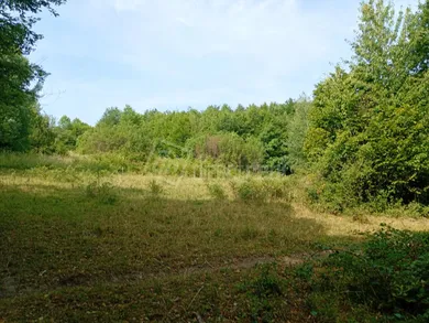 Na predaj pozemok, Nová Baňa