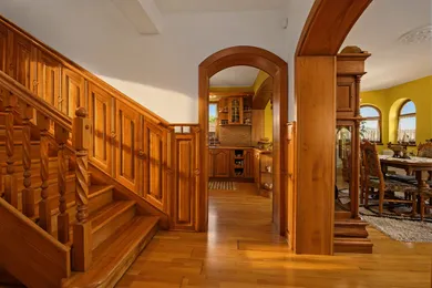 Na predaj 6-izbový dom, 220 m², Breza