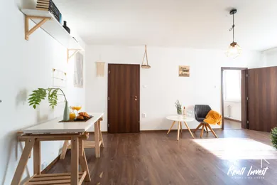 Na predaj 2-izbový byt, 62 m², Piešťany, Hurbanova