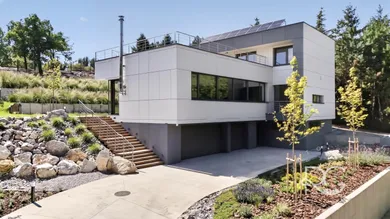Будинки на продаж, 7-кімнатні, Limbach · €1 895 000