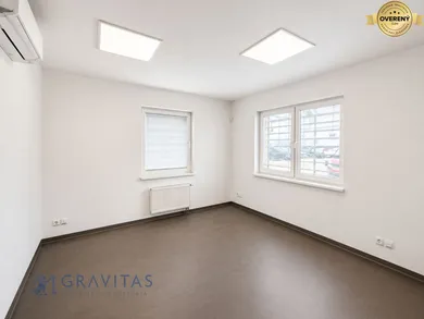 Na prenájom komerčné v Bratislava-Nové Mesto · €6 100 · Čiastočná rekonštrukcia
