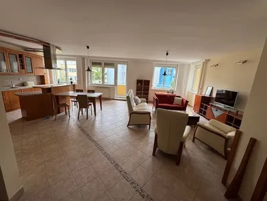 Mieszkania na sprzedaż, 4-pokojowe, Bratislava-Staré Mesto · €399 000