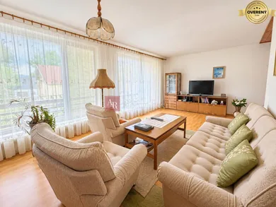 Na predaj 6-izbový dom, 240 m², Liptovský Mikuláš, Matúškova