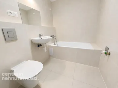 Na prenájom 1-izbový byt, 26 m², Trnava, -