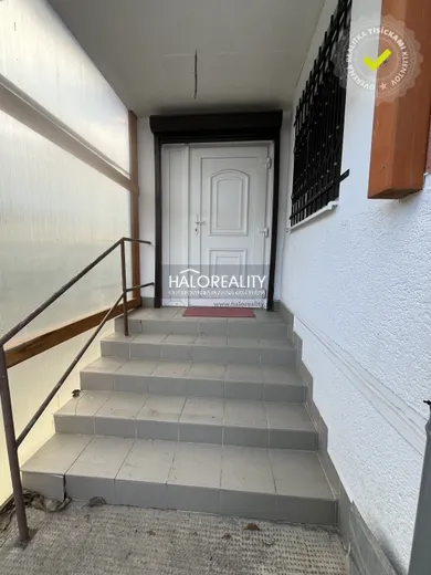 Na predaj dom, Topoľnica