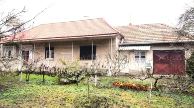 Domy na predaj 3-izbový, Moča · €83 000