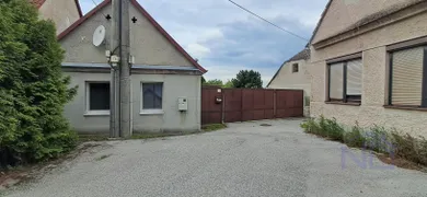 Domy na sprzedaż, Bratislava-Záhorská Bystrica · €480 000