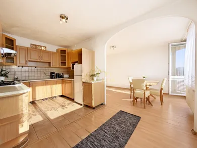Квартири на продаж, 4-кімнатні, Košice-Dargovských hrdinov · €199 900