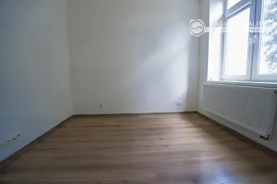 Na predaj 3-izbový byt, 58 m², Spišská Nová Ves, Námestie Iglovia