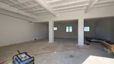 Na prenájom komerčné, 168 m², Levice, Nádražný rad