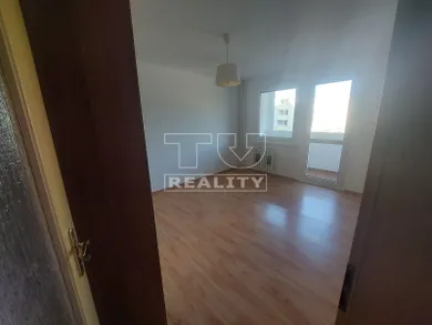 Na predaj 2-izbový byt, 70 m², Bratislava-Dúbravka
