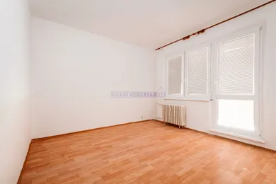 Na predaj 4-izbový byt, 83 m², Fiľakovo, Farská Lúka
