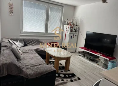 Na predaj 1-izbový byt, 35 m², Levice