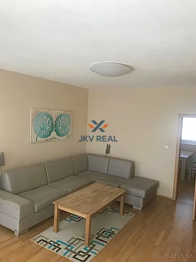 Na prenájom 3-izbový byt, 80 m², Poprad, Štefanikova