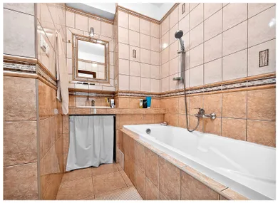 Na prenájom 3-izbový byt, 77 m², Banská Bystrica, Trieda SNP