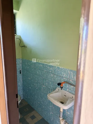 Na predaj 7-izbový dom, 240 m², Okoč