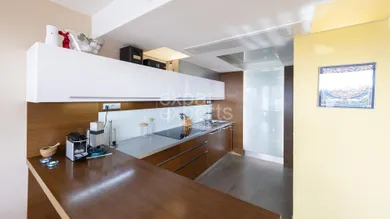 Na prenájom 4-izbový byt, 124 m², Bratislava-Karlova Ves