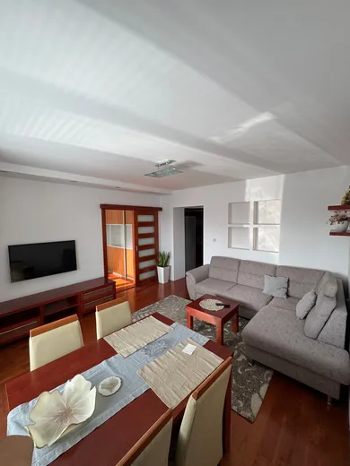 Na prenájom 3-izbový byt, 60 m², Trenčín, Študentská