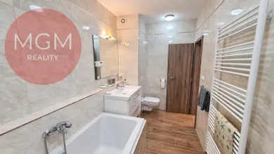Na prenájom 3-izbový byt, 106 m², Žilina