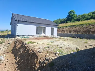 Na predaj dom, 98 m², Zvolenská Slatina, Budovateľská