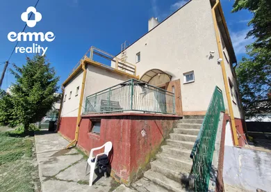 Na predaj 5-izbový dom, 300 m², Topoľníky, Hlavná