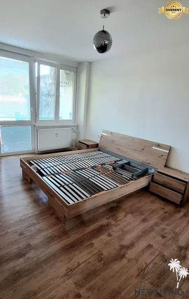 Na prenájom 2-izbový byt, 54 m², Piešťany, A. Dubčeka