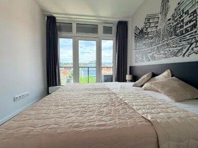 Na prenájom 2-izbový byt, 47 m², Bratislava-Staré Mesto, Žilinská